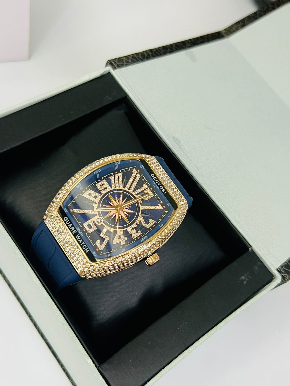 Franck Muller Diamond Stone Luxury Watch – Premium Elegant Design