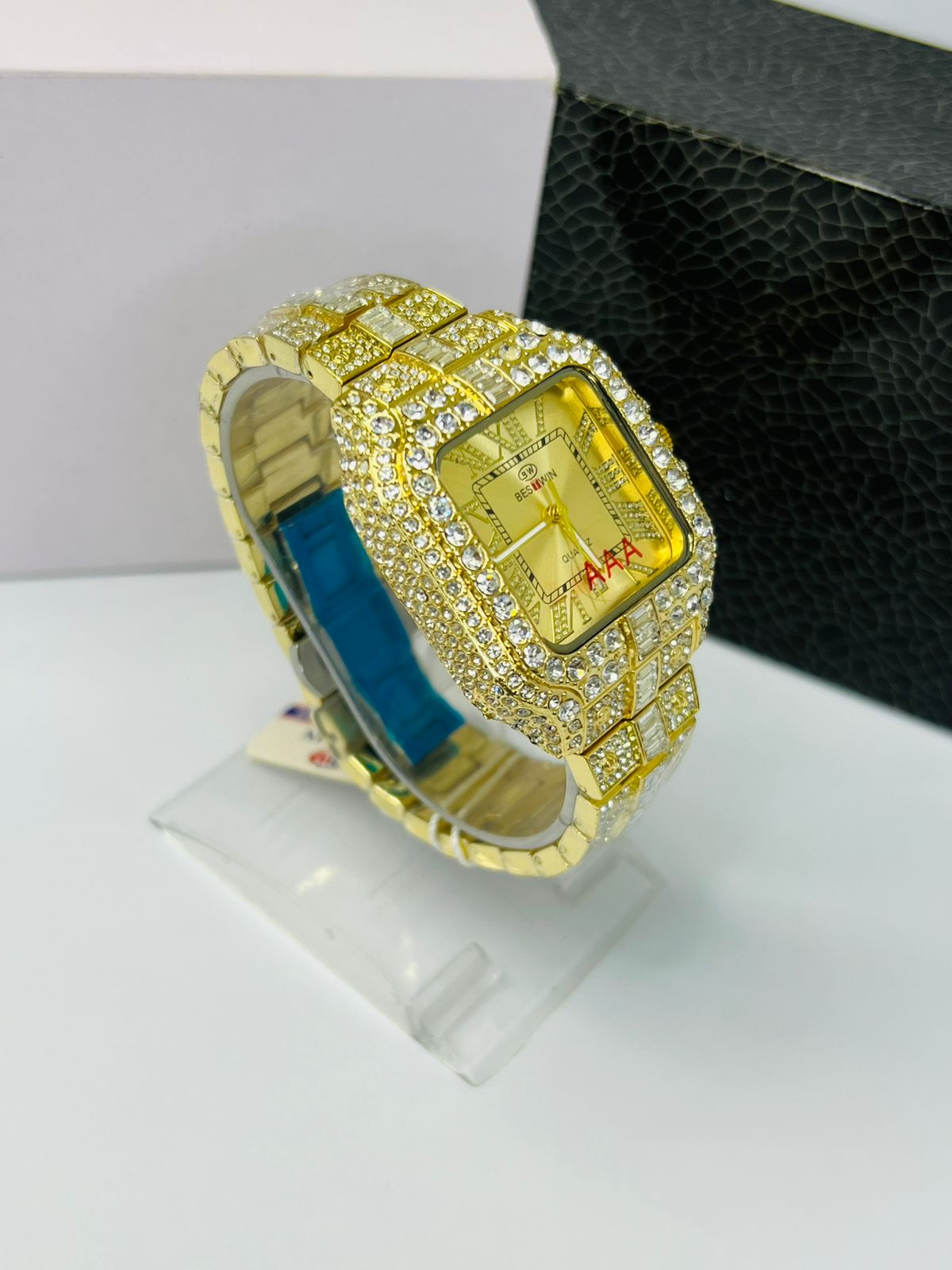 Bestwin Luxury Watch – Elegant Design & Premium Quality