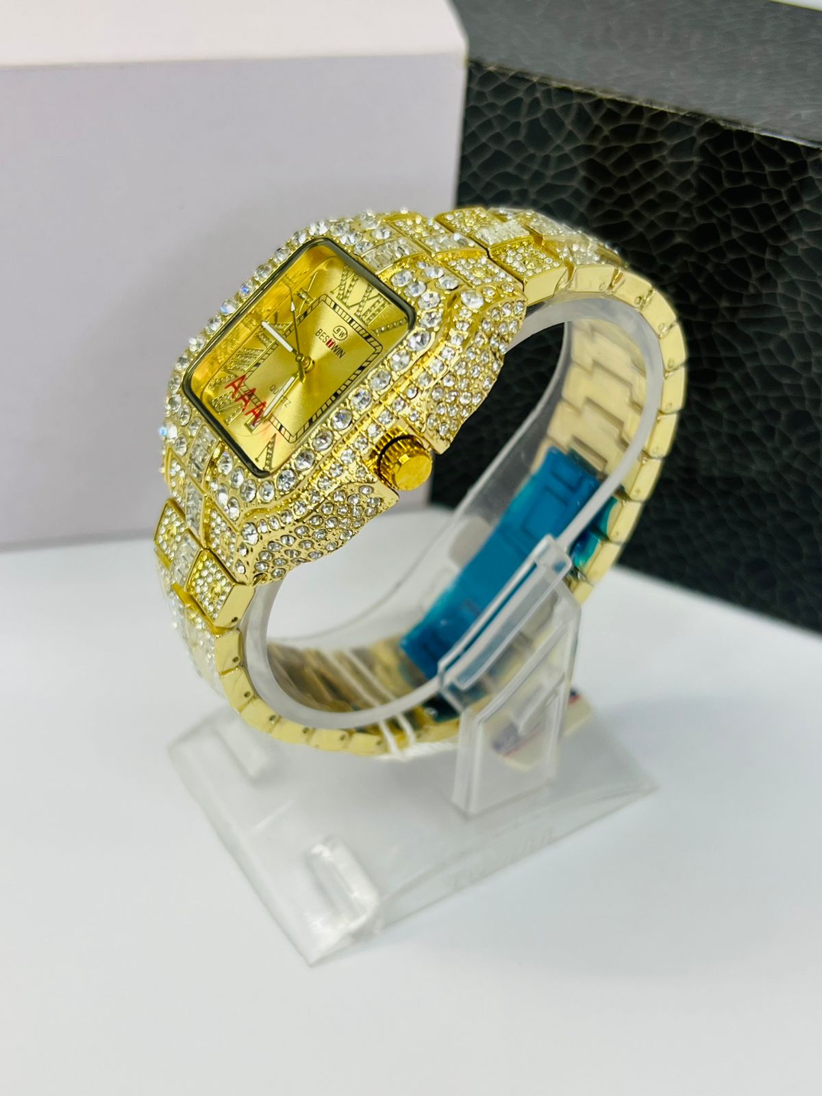 Bestwin Luxury Watch – Elegant Design & Premium Quality