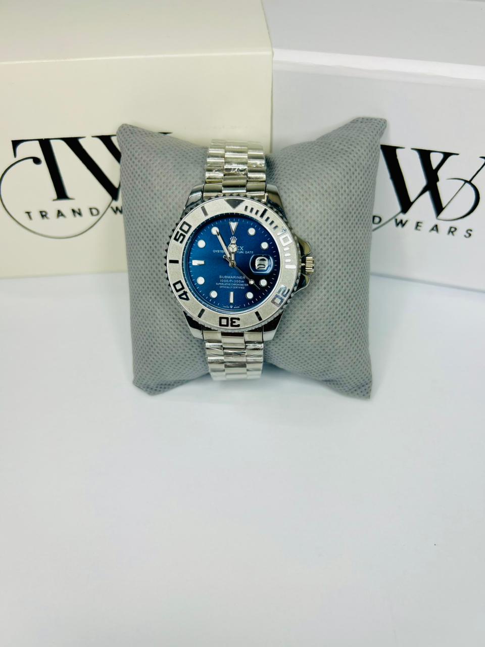Bazel Style Silver Tone Men’s Watch – Royal Blue Dial, Stainless Steel Strap, Luxury Waterproof Wrist Watch