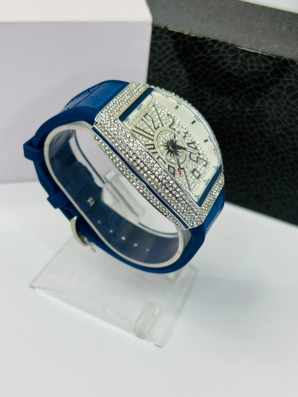 Premium Franck Muller Crystal Diamond Watch – Stylish & Sophisticated