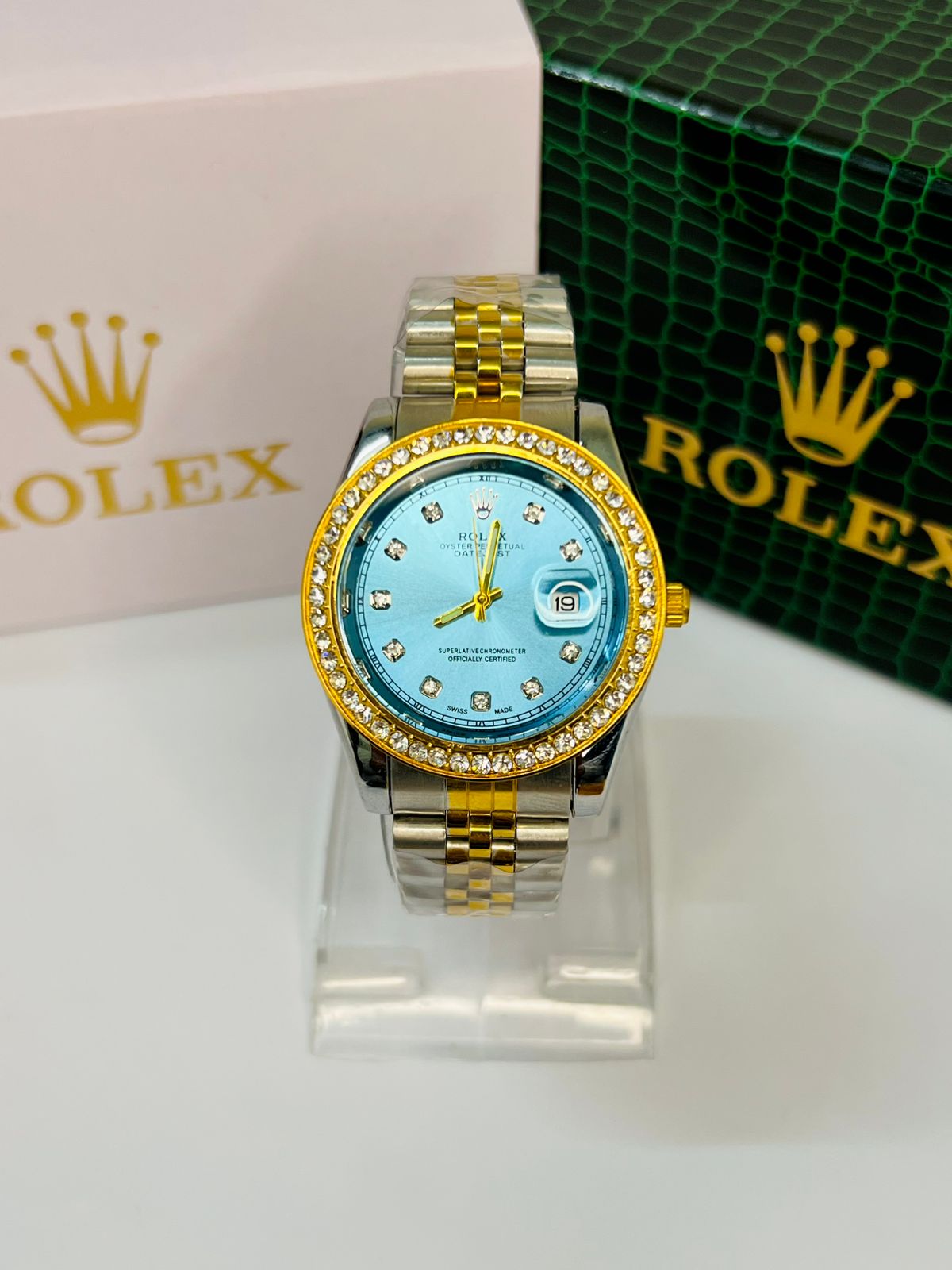 Signature Rolex Watch – Iconic Luxury Design
