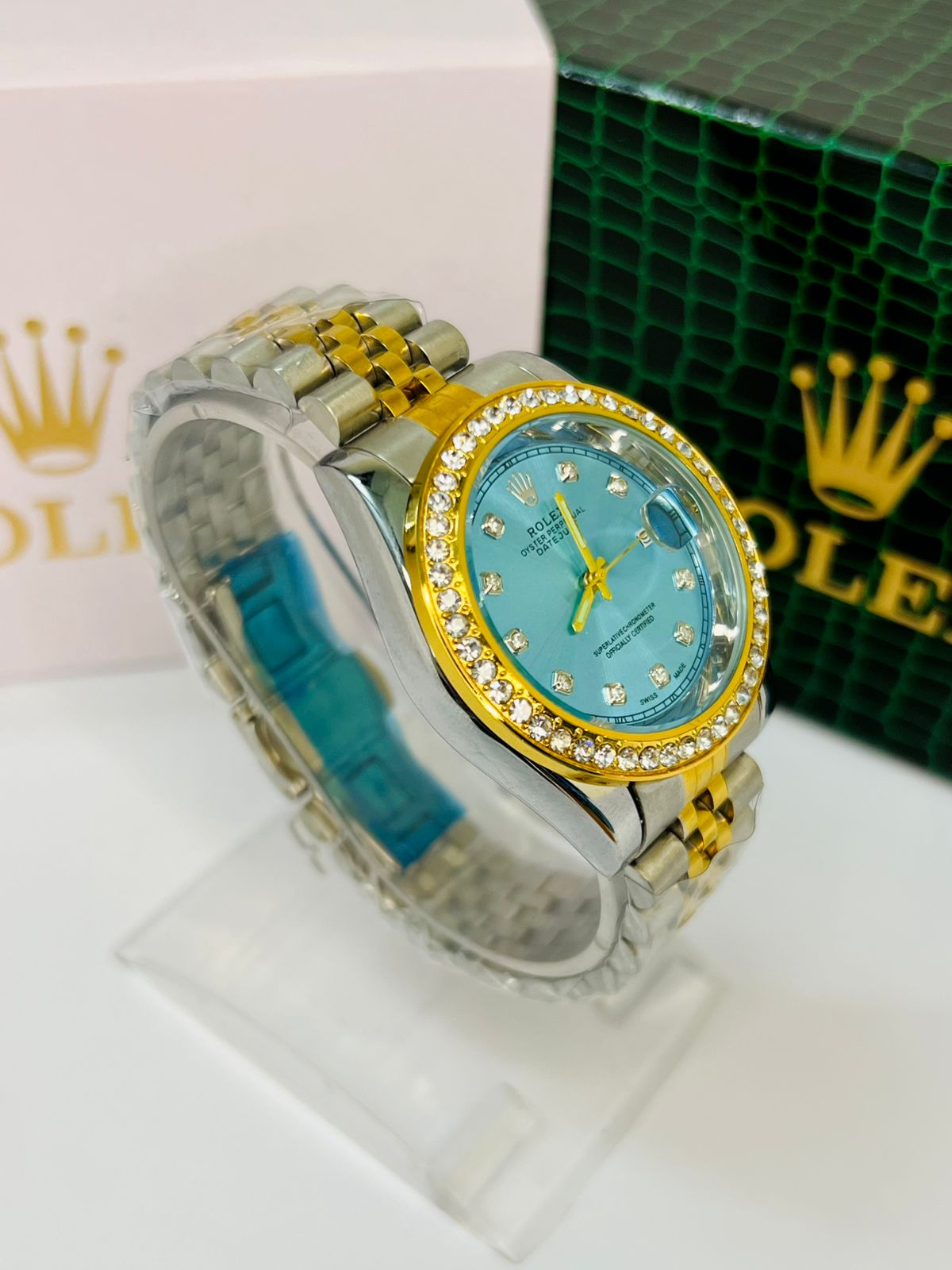 Signature Rolex Watch – Iconic Luxury Design