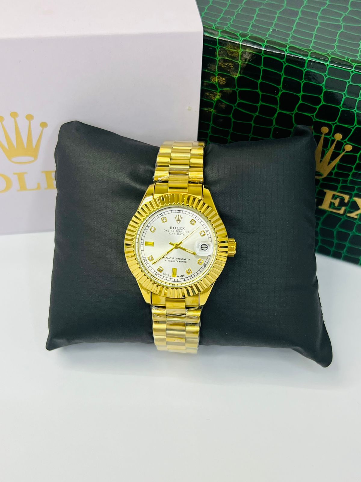 Luxury Ladies Rolex Watch – Grace, Style & Prestige