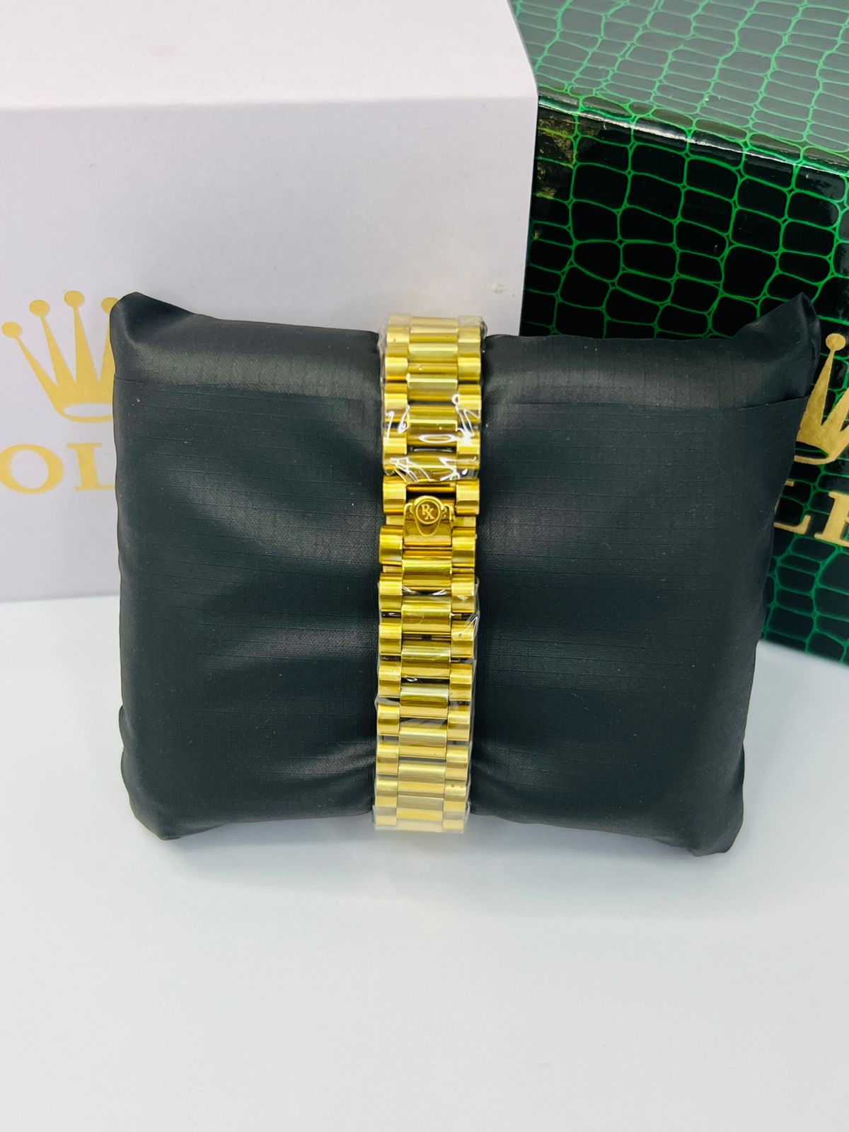 Classic Elegant Rolex Watch for Women – Timeless Charm