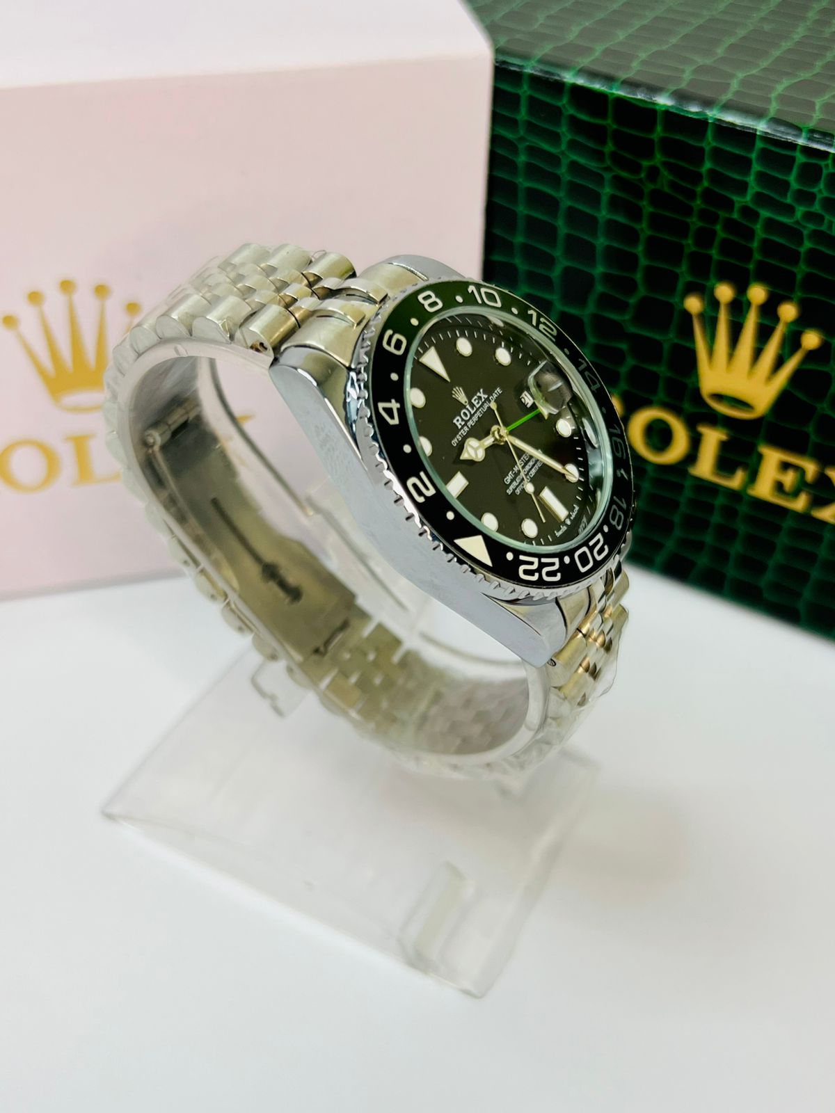 Luxury Rolex GMT Watch – Precision & Global Timekeeping