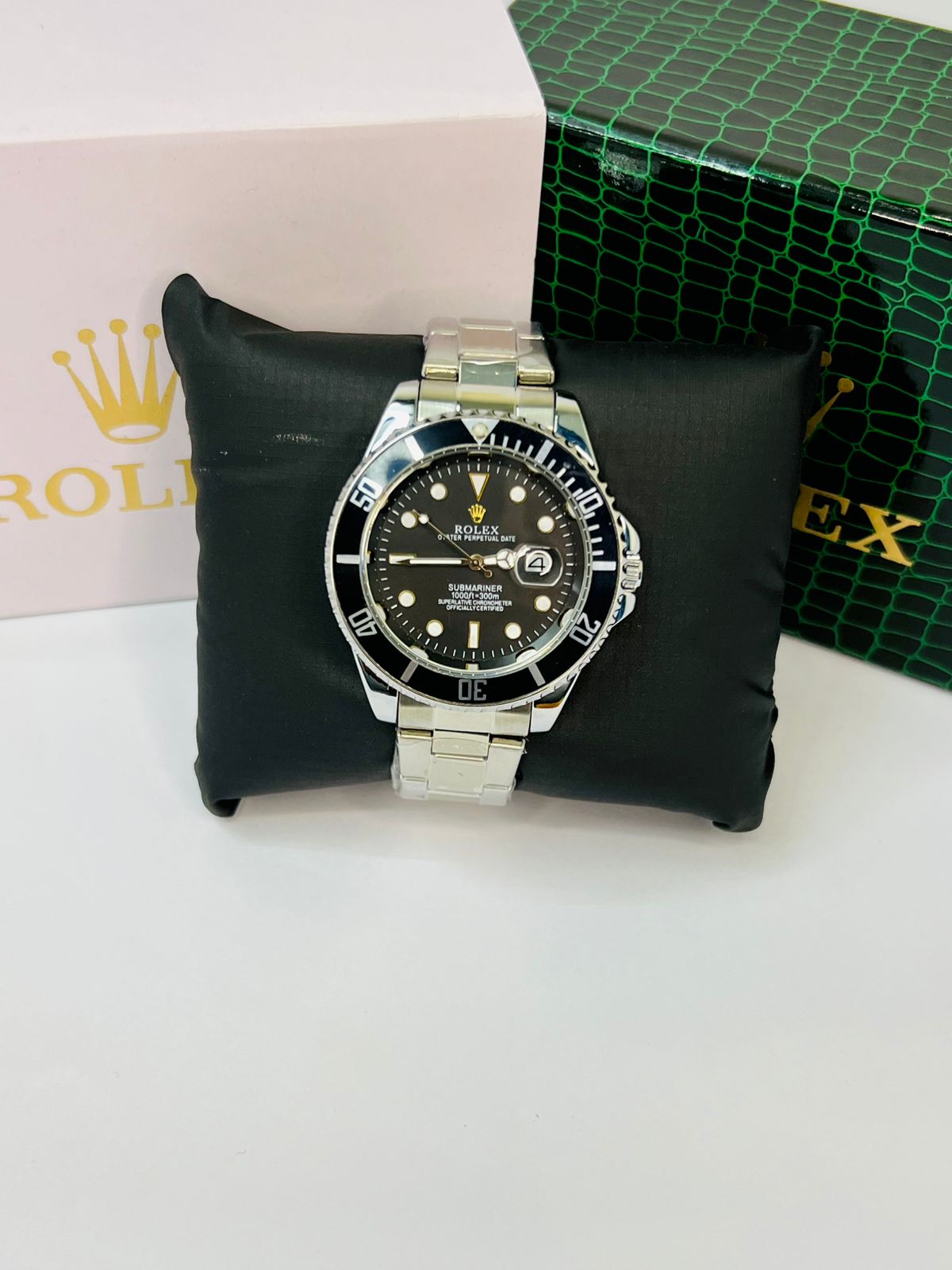 Rolex Submariner Design Men’s Wrist Watch – Classic Luxury Diver Style Watch
